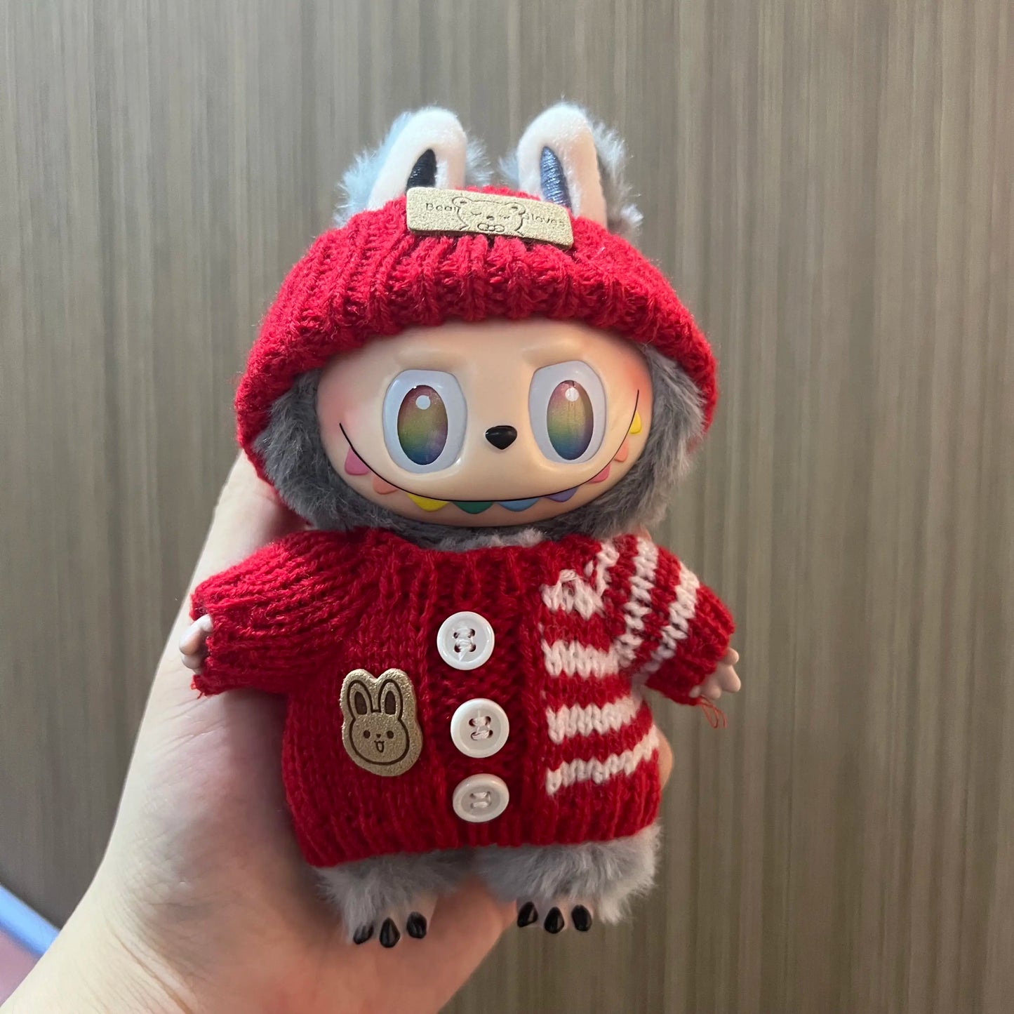 Labubu V3 Front High-Energy-Serie US Spot Goods Charming Cute Doll with Couture Wardrobe Labubu Doll