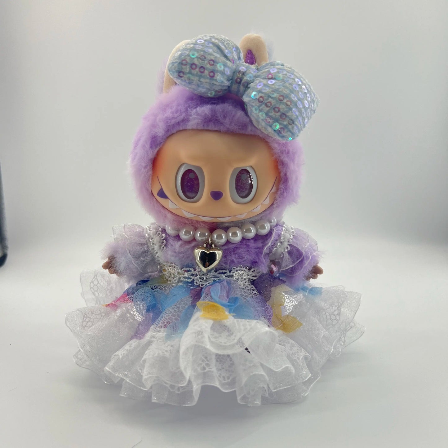 Labubu V3 Front High-Energy-Serie US Spot Goods Handsome Doll with Couture Wardrobe Labubu Doll